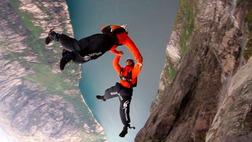 BASE Jumping Freefly